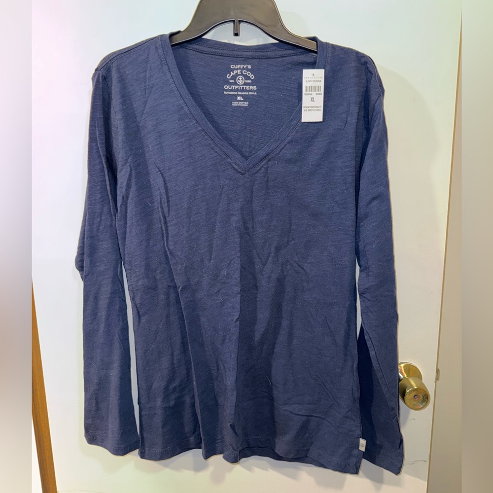 NWT Cuffy's Cape Cod Outfitters Women’s Blue V-neck Long-Sleeve Shirt Size XL